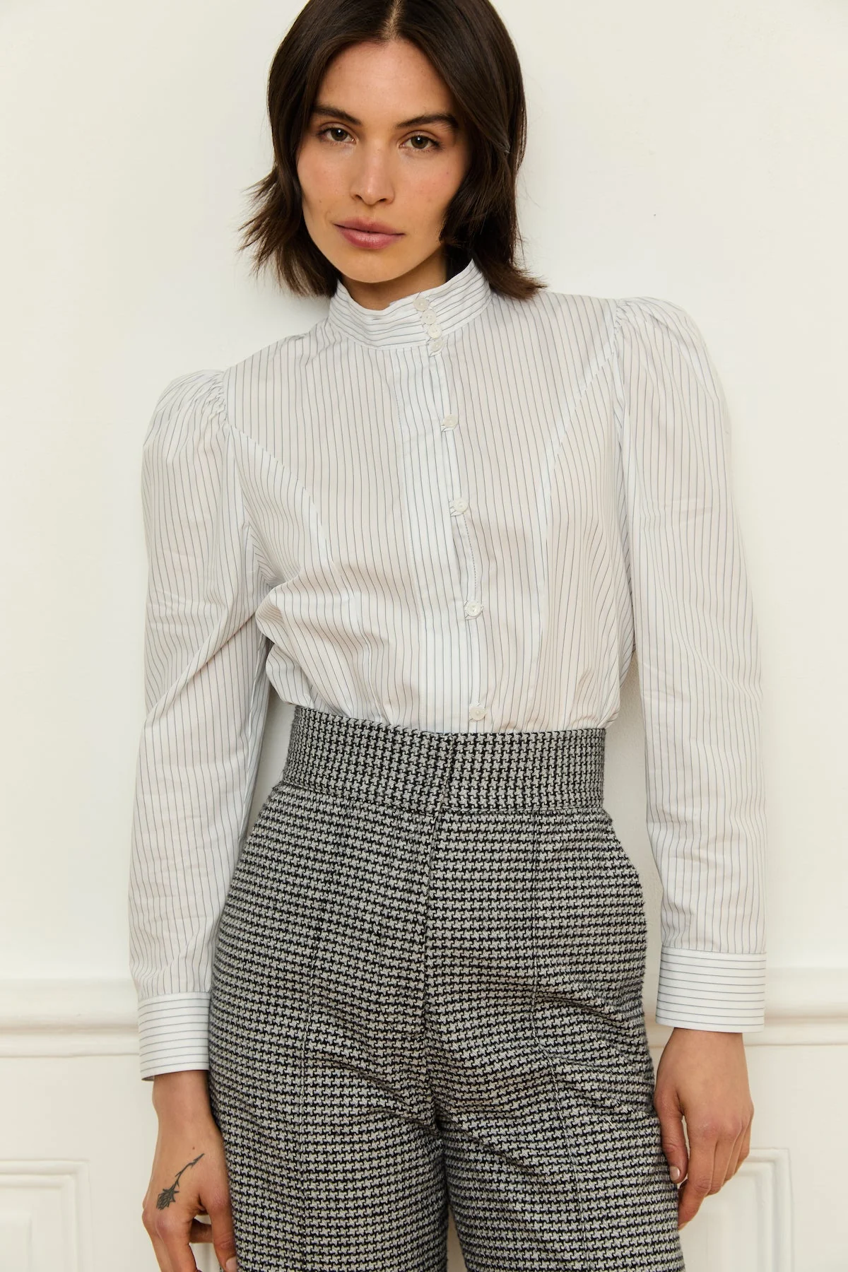Iza Shirt - Image 7
